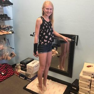 Meet your Posher, Kaylee